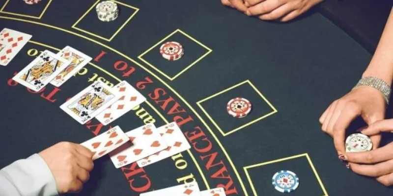 Mẹo chơi xì dách: Chiến thuật giúp bạn thắng mỗi ván 2 Tìm hiểu chi tiết về luật chơi xì dách cơ bản và nâng cao